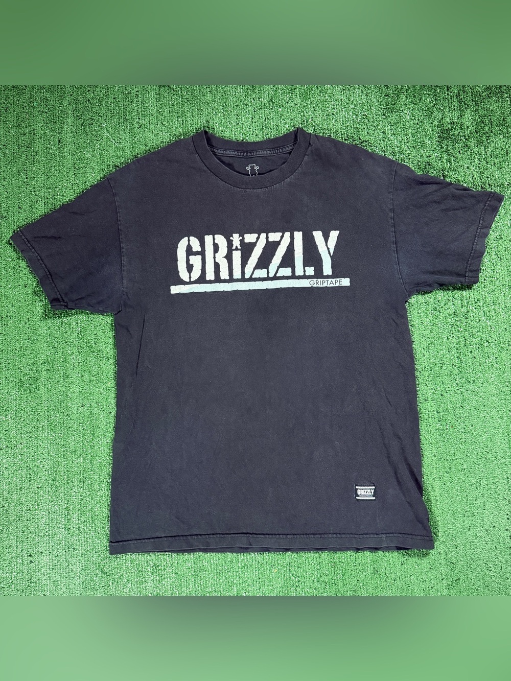 Y2K Grizzly Griptape Skater Logo T-Shirt Black Graphic Large